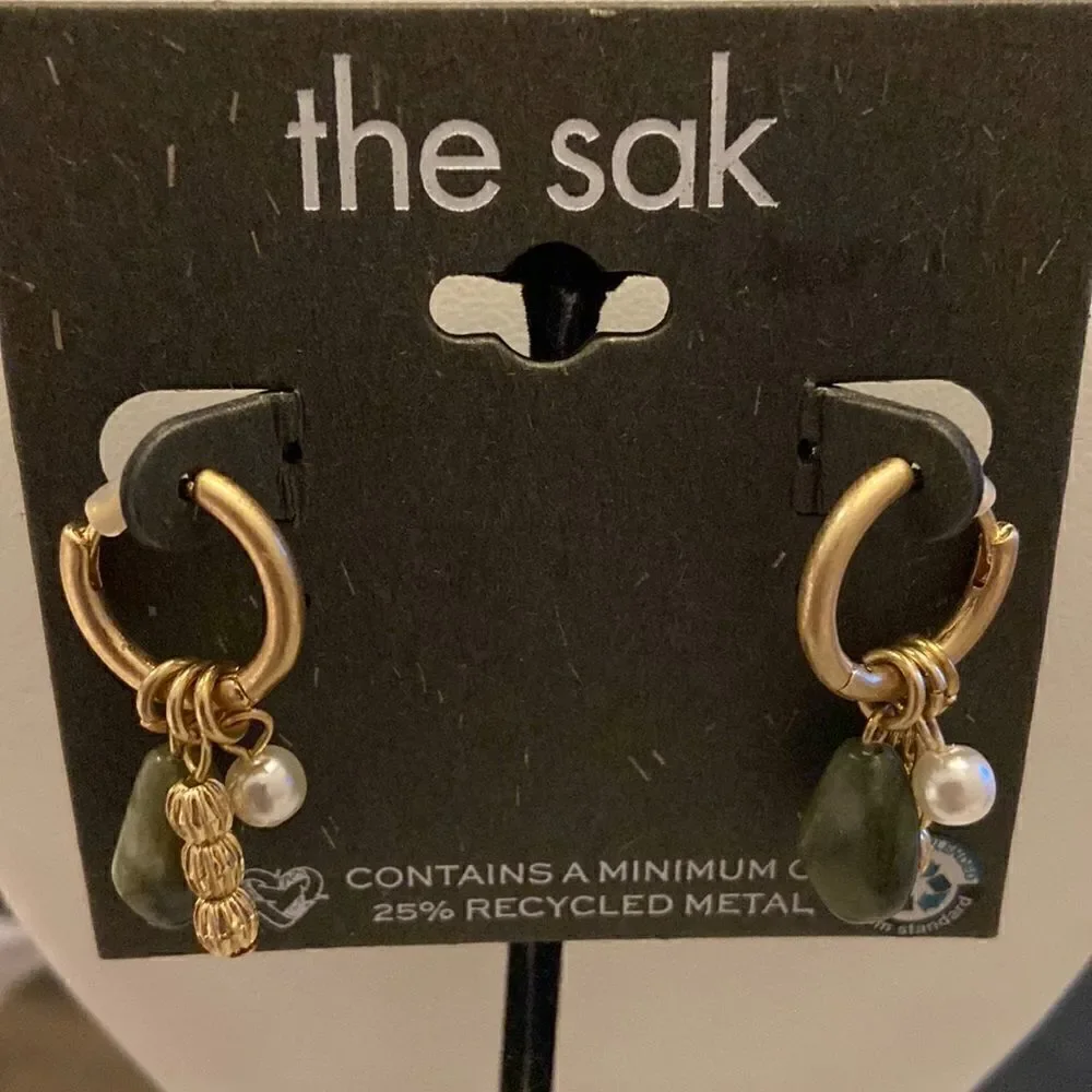 The Sak NWT Gold color Loop with gold beans green stone and pearl